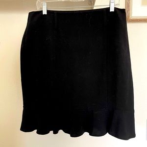 18inch black skirt.